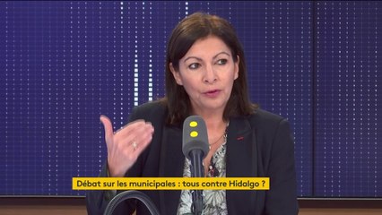 "Il y a plusieurs visions de Paris : une qui consiste à dire (la mienne), 'il faut assumer qu'il y a une urgence' et de l'autre côté, il y a un projet de possible retour en arrière. J'ai entendu que l'écologie était une punition", explique Anne Hidalgo