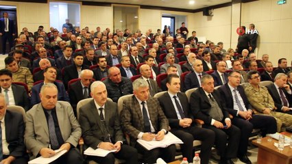 Vali Memiş, muhtarlarla bir araya geldi