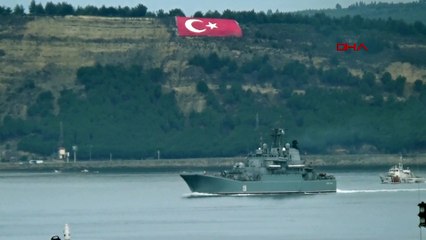 Video herunterladen: Rus savaş gemisi 'Ceasar Kunikov' Akdeniz'e iniyor