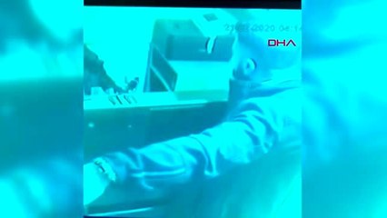 Kadıköy'de kimlik isteyen otel görevlisine saldıran şüpheli kamerada