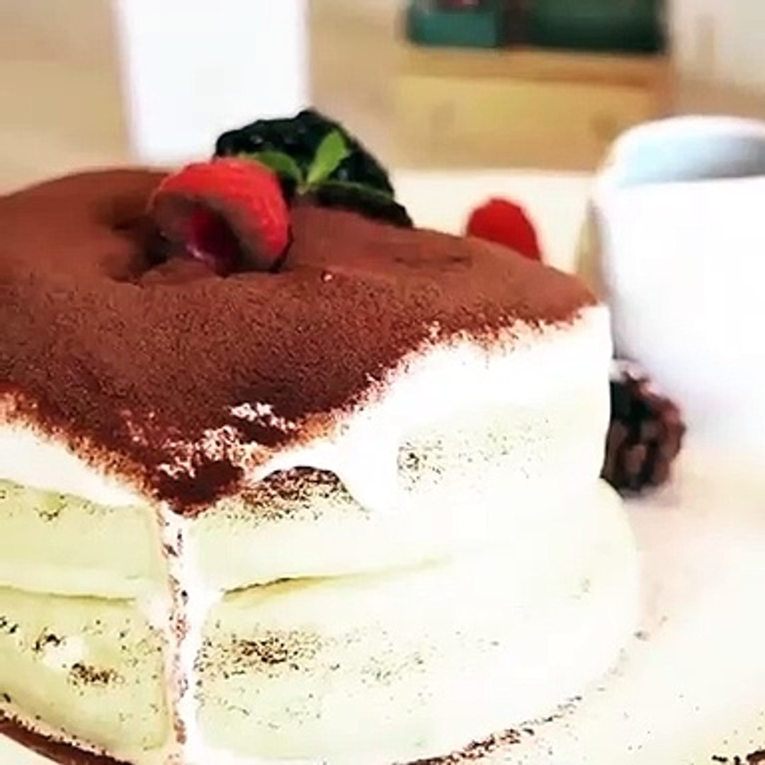 ⁣Japanese Dessert - Fuwa Fuwa Japanese Pancakes Toronto