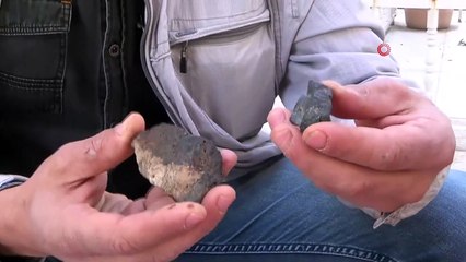 Piknik Yaptığı Alanda Bulduğu Taşların Gök Taşı Olduğunu İddia Etti