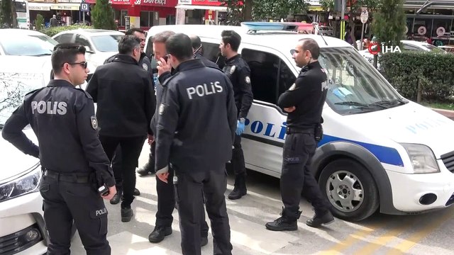 Babasının otomobilini çalan şahıs muhabirlere saldırdı