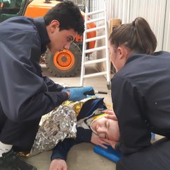Les pompiers du Puy-de-Dôme forment des jeunes du Service national universel