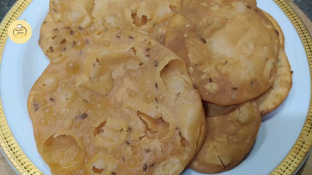 Papdi recipe / Papdi bananey ka tarika | Homemade Papdi recipe by Meerabs kitchen