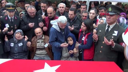 Şehit uzman onbaşı akman'ın naaşı baba ocağına getirildi