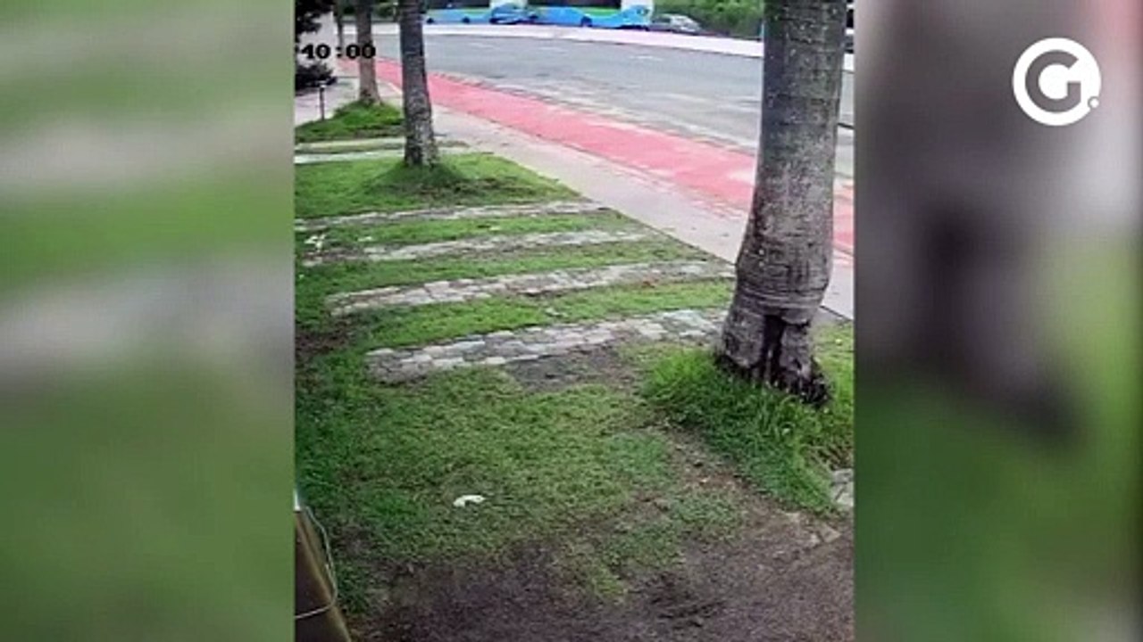 Vídeo mostrar momento exato de acidente envolvendo ônibus na Serra