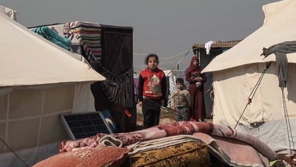 قصف متواصل وموجة نزوح كبيرة نحو الحدود التركية