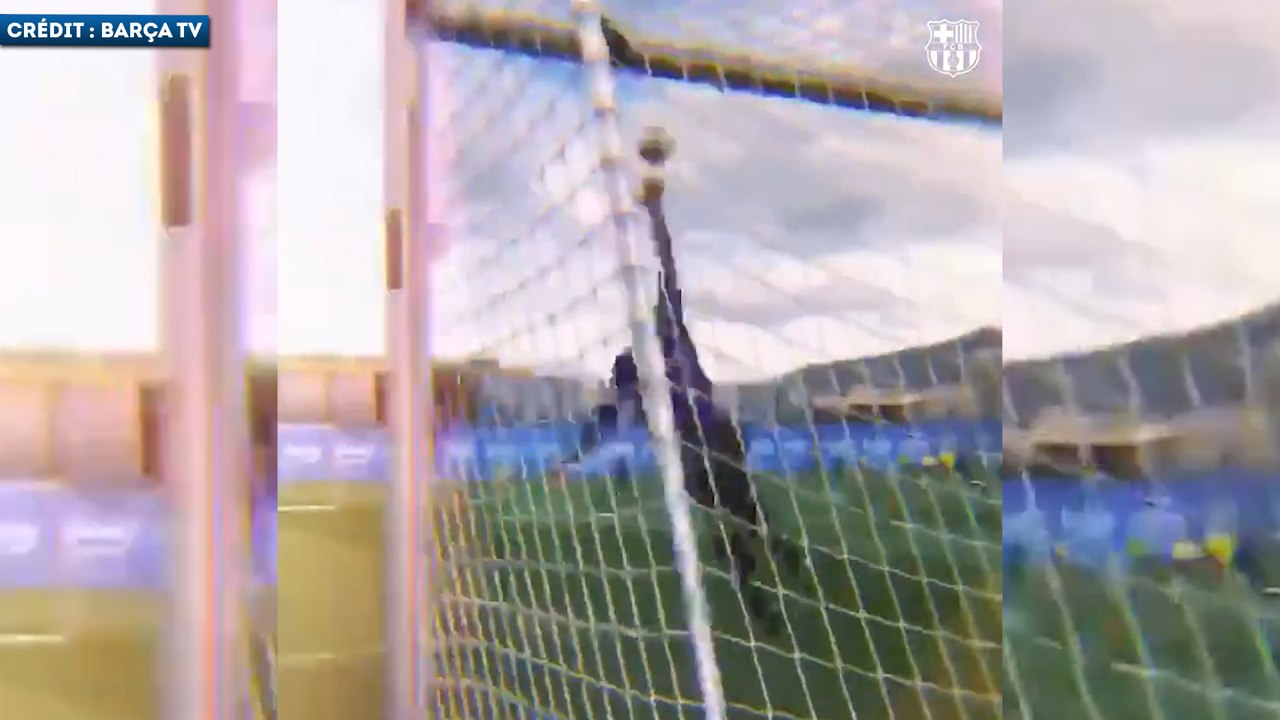 La claquette magistrale de Marc-André ter Stegen à l’entraînement du Barça
