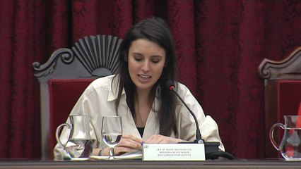 Montero califica de "machistas y misóginos" a la extrema derecha