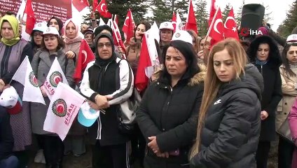 HAK-İŞ, İdlib şehitleri anısına yüzlerce fidanı toprakla buluşturdu