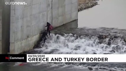 Göçmenler Meriç Nehri'ni aşarak Yunanistan'a ulaşmaya çalışıyor