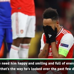 Télécharger la video: Arsenal need Aubameyang happy and smiling - Arteta