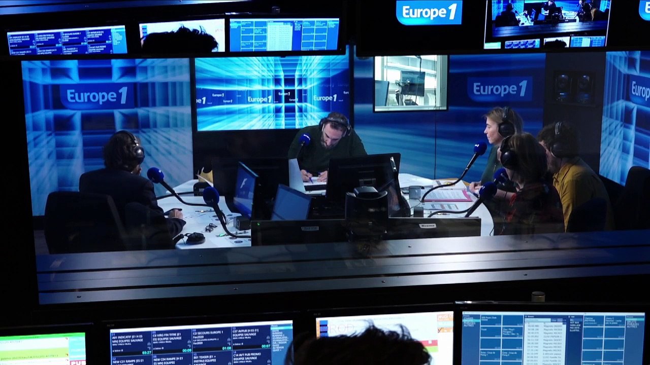 Le rire est-il trop présent dans le PAF en 2020 ? "Il faut des humoristes"