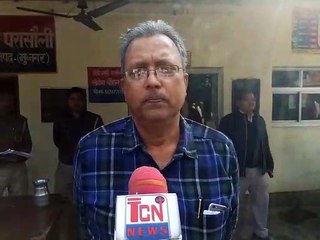 Descargar video: ग्रामीणो की शिकायत होली को कब्रिस्तान भूमि पर रखने का आरोप