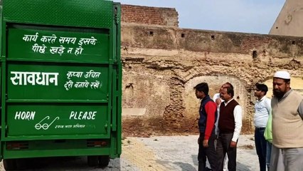 मंगवाया गया कैटर कैचर वाहन, आवारा गोवंशों से मिलेगी निजात