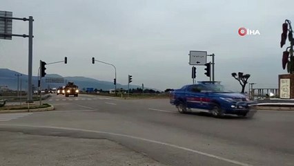Türk Silahlı Kuvvetleri'nden İdlib'e Zırhlı Araç Sevkiyatı