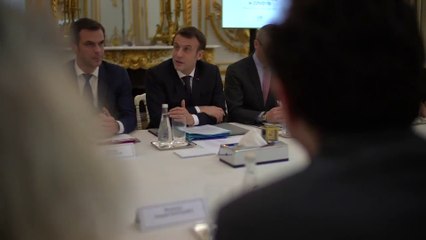 Coronavirus: une épidémie est "inexorable" en France, selon Macron