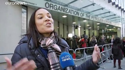 OPEP quer reduzir produção de petróleo