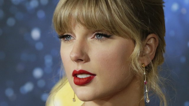 Taylor Swift Looks After Tornado-Hit Tennessee With Million Dollar Donation