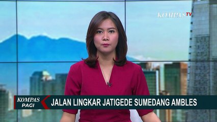 Curah Hujan Tinggi, Jalan di Sumedang Ambles Sedalam 60 cm