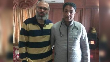 Another photo of Omar Abdullah surfaces