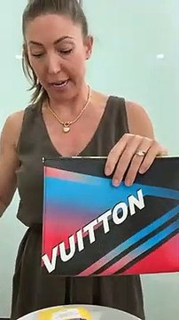 LV Toiletry 26 organizer with grommets and Gold chain ,wear the LV Toiletry 26 as a crossbody bag