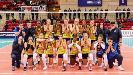 이탈리아 여자배구팀, 단체 기침 포즈...코로나19 희화화 논란 / YTN