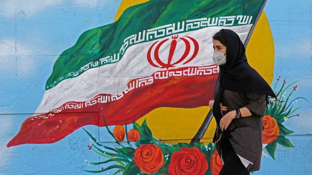 Iran extends school and university closures and limits travel to fight coronavirus outbreak