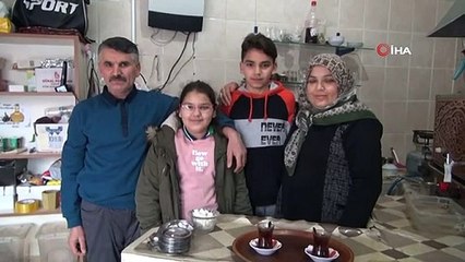 4 Çocuk Annesi Zübeyde Akyar, İşlettiği Çay Ocağıyla Hemcinslerine Örnek Oldu