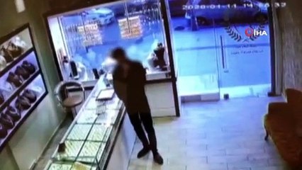 Kuyumcudan bileziği böyle çaldı, yakalanınca “borcum vardı, şeytana uydum” dedi