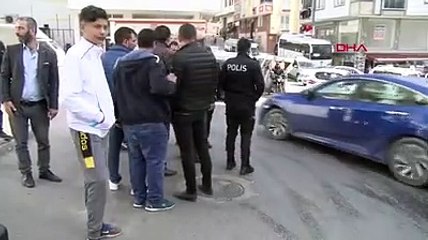 Esenyurt'ta sürücünün yardım amacıyla aracına aldığı otostopçu, aracı çalarak kayıplara karıştı