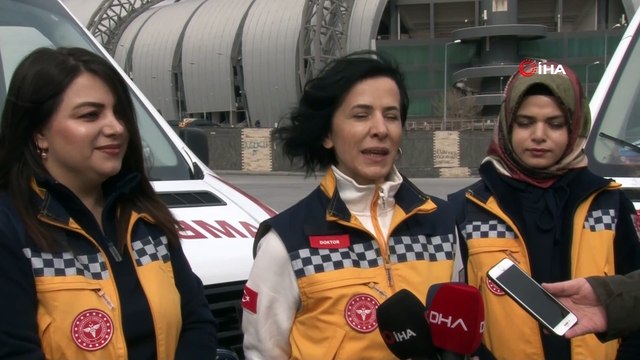 Kayseri’de kadın acil sağlık personeli ambulans sürüş eğitimi alıyor