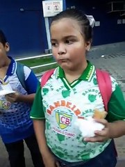 RAPHAELL, THÁBATTA E OSMILTON COMENDO CHURROS NO RECIFE-PE 05_03_2020