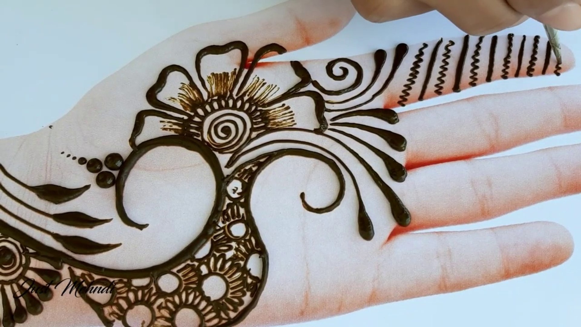 Latest Easy Mehndi Designs For Front Hands Easy Beautiful Mehndi Simple Henna Designs 19 Video Dailymotion