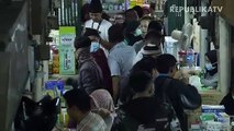 Salah satu pedagang susu jahe di Pasar Minggu, Jakarta Selatan, Selasa (3/3).