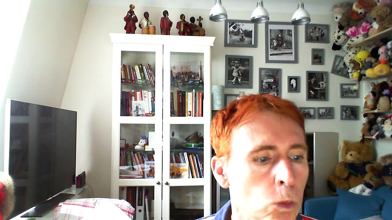 Wiwi égratigne "unshaken"