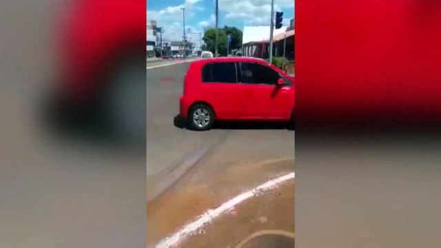 Falta de acessibilidades em calçadas na região do Coqueiral gera reclamação