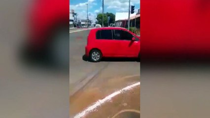 Falta de acessibilidades em calçadas na região do Coqueiral gera reclamação