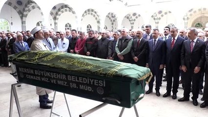 Cumhurbaşkanı Yardımcısı Fuat Oktay, cenaze namazına katıldı