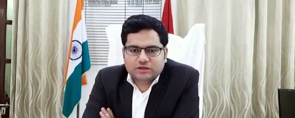 नकली तेल बनाने का मामला सामने आया