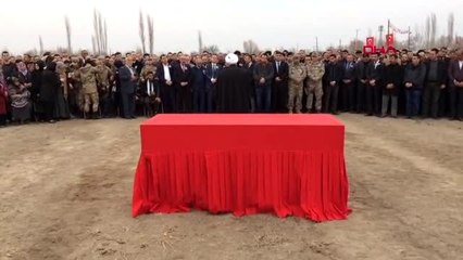 Iğdır-idlib şehidi uzman çavuş fatih kara son yolculuğuna uğurlandı-1