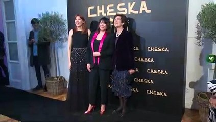 María Palacios, Helen Lindes, María León…el ‘photocall’ de Cheska se tiñe de azul