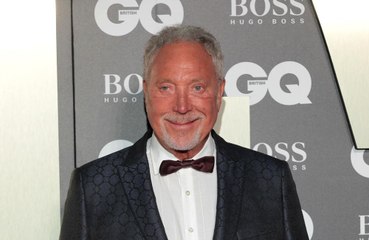 Tom Jones in talks to help produce musical What's New Pussycat?