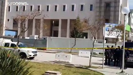 Tunisia, kamikaze contro l'ambasciata Usa: un morto