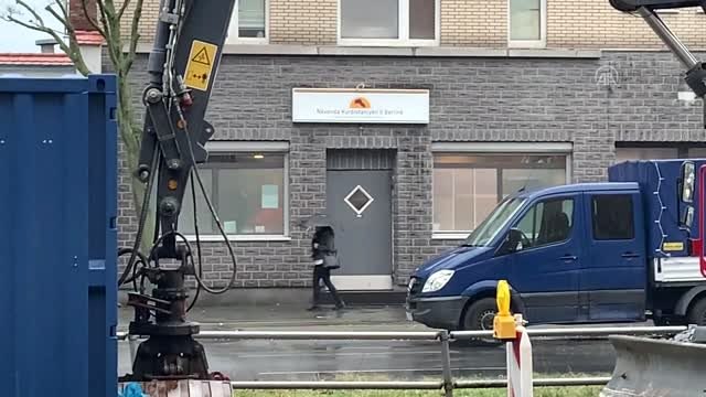 Almanya'da PKK tarafından kaçırılan genç kızın annesi Maide T. ikinci eylemini yaptı