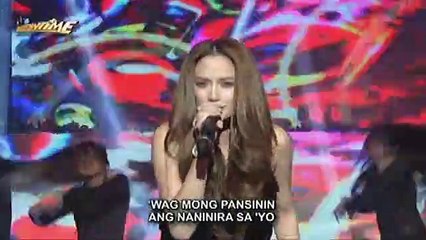 Arci Muñoz, naki-rock and roll sa It's Showtime