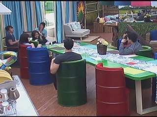 Nonong, sinubok ang galing nina Edward at Tanner sa tagalog