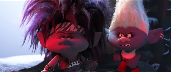 Les Trolls 2 Tournée mondiale  - Extrait du Film - Les Trolls Pop se faufilent au cœur de Vulcarock