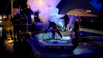 Malatya'da kaza yapan otomobil yandı: 4 yaralı